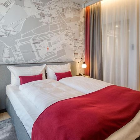 Intercityhotel Berlin Airport Ber Terminal 1 & 2 Шёнефельд Экстерьер фото Room in the hotel